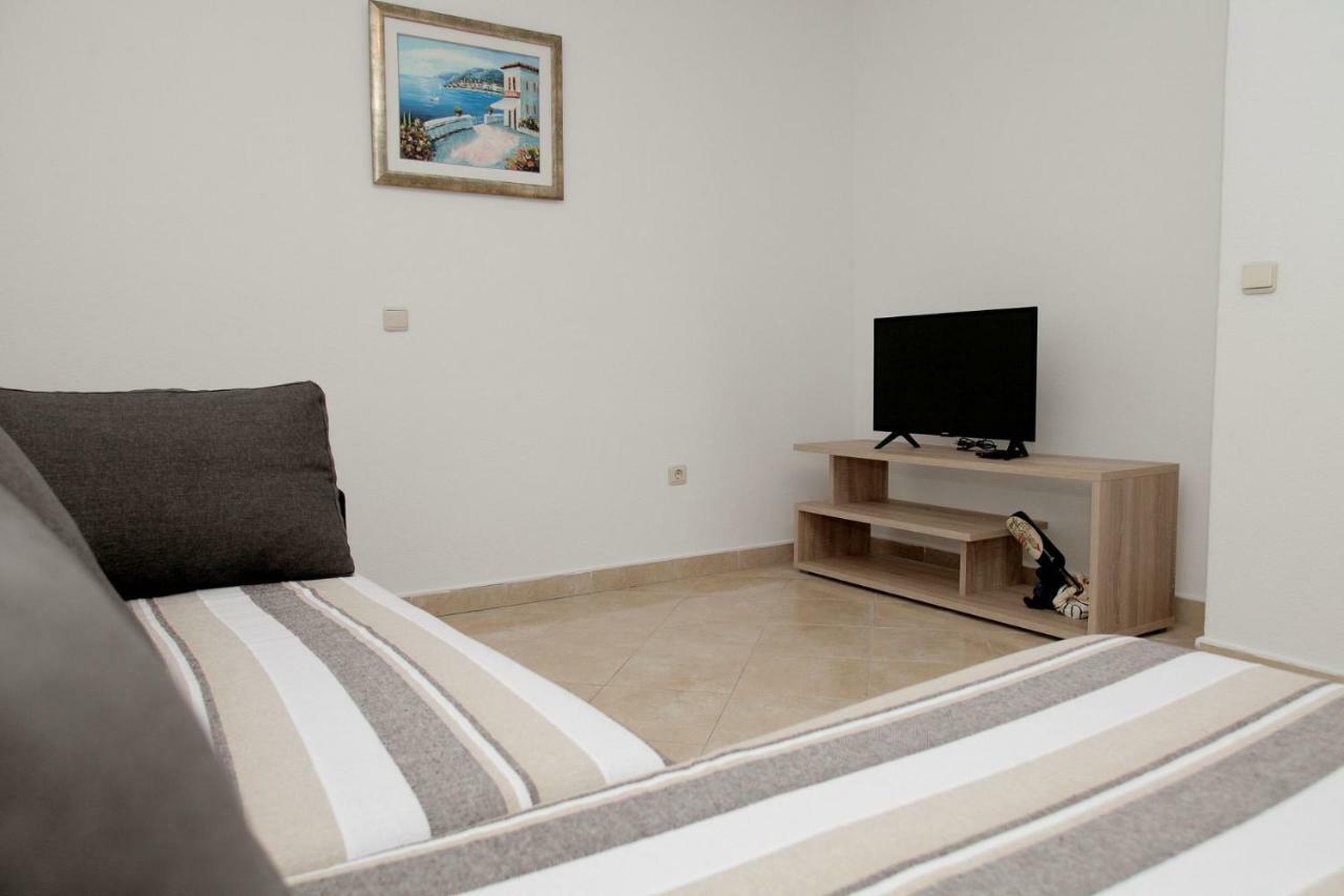 Apartments Maja - Sea View Τρογκίρ Εξωτερικό φωτογραφία