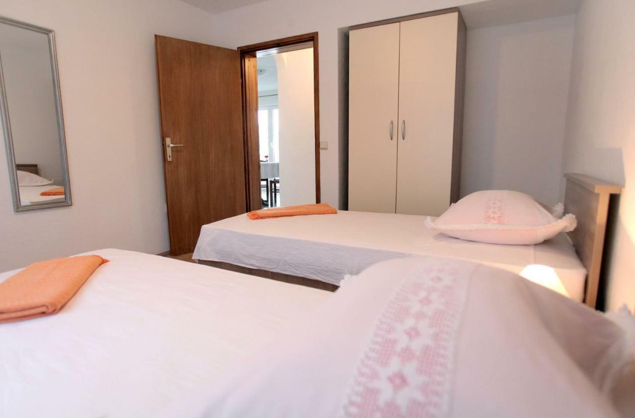 Apartments Maja - Sea View Τρογκίρ Εξωτερικό φωτογραφία