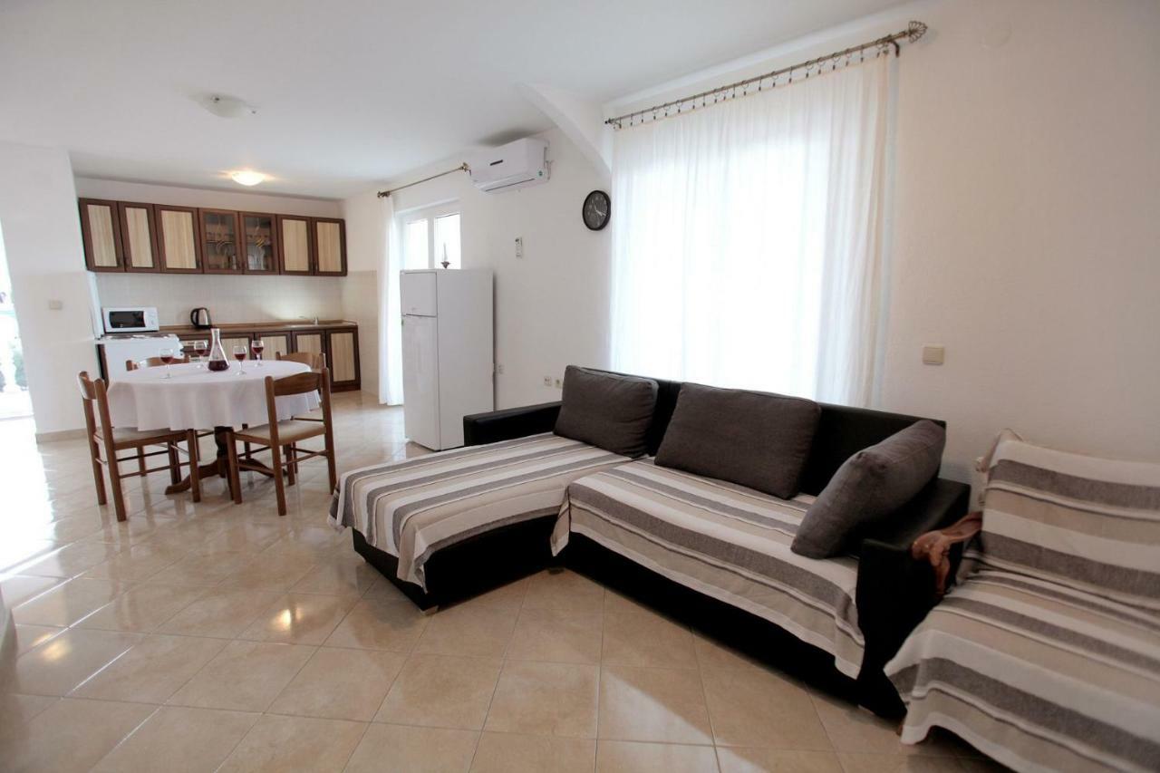 Apartments Maja - Sea View Τρογκίρ Εξωτερικό φωτογραφία