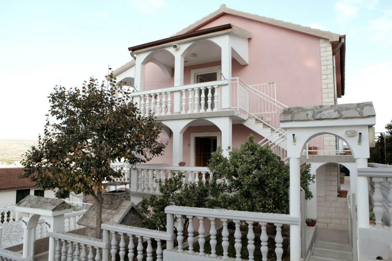 Apartments Maja - Sea View Τρογκίρ Εξωτερικό φωτογραφία